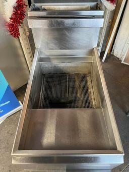 Imperial 35-45LB Gas Deep Fryer, NO BASKETS