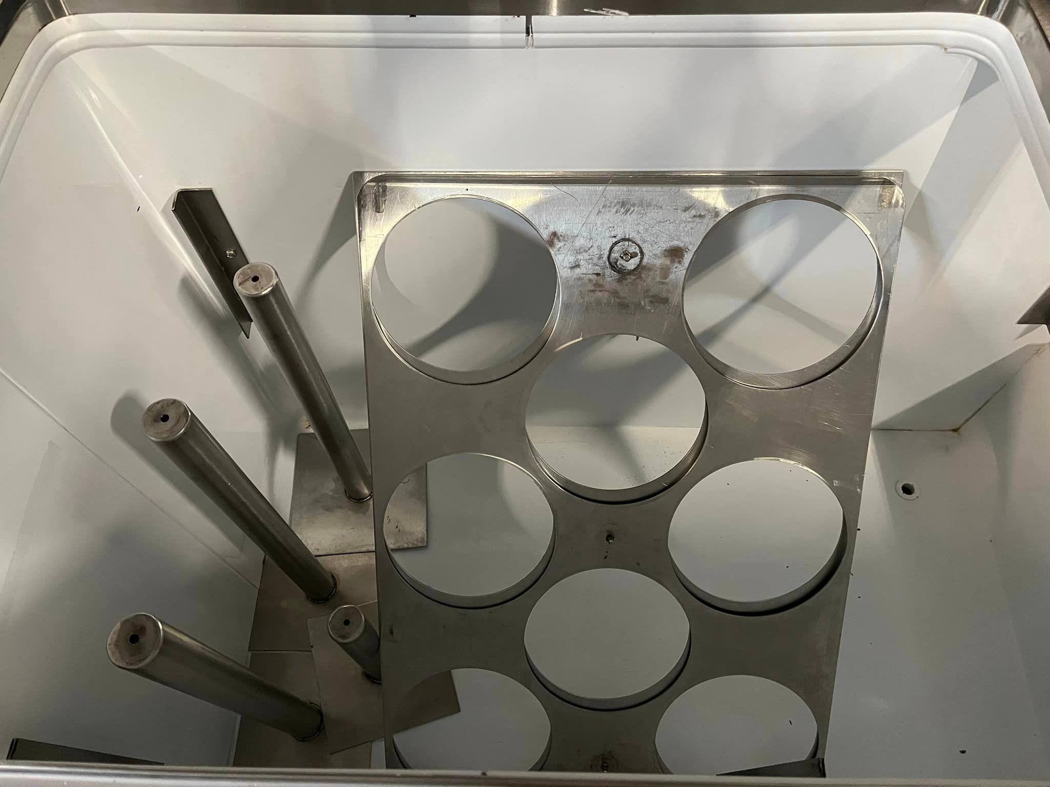 Global 67” Ice Cream Dipping Cabinet