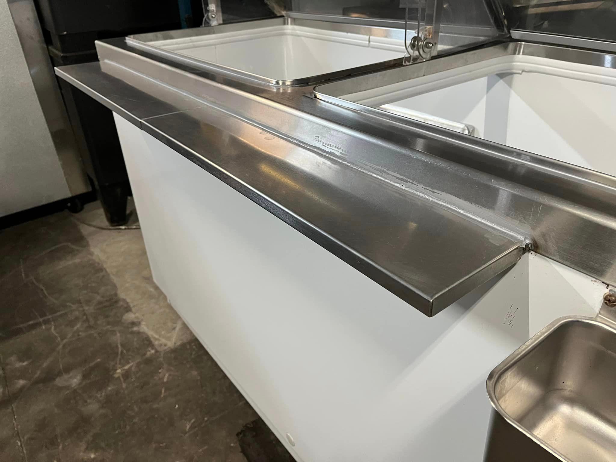 Global 67” Ice Cream Dipping Cabinet