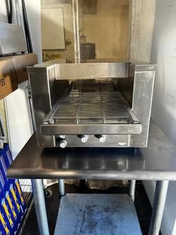 Vollrath 40" Ventless Countertop Conveyor Oven with 10 1/2" Wide Belt - 1700W, 120V