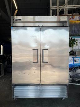 #1 True 2 Door Bottom Mount Reach In Freezer