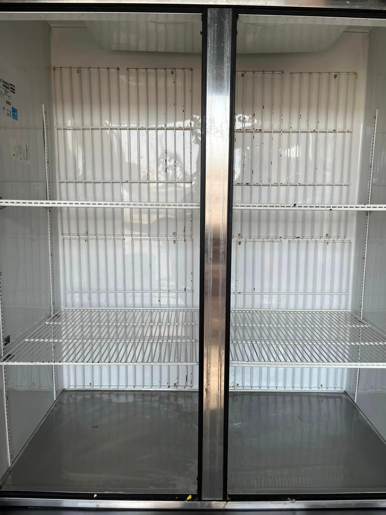 #1 True 2 Door Bottom Mount Reach In Freezer