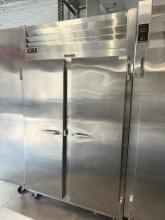 Hoshizaki KM-520MAJ 22" Crescent Cube Ice Machine Head W/bin 556 lb/24 hr, Air Cooled, 115v/1ph