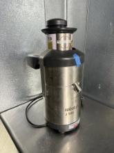 Robot Coupe J100 ULTRA Table Top Centrifugal Juicer, Auto Feed