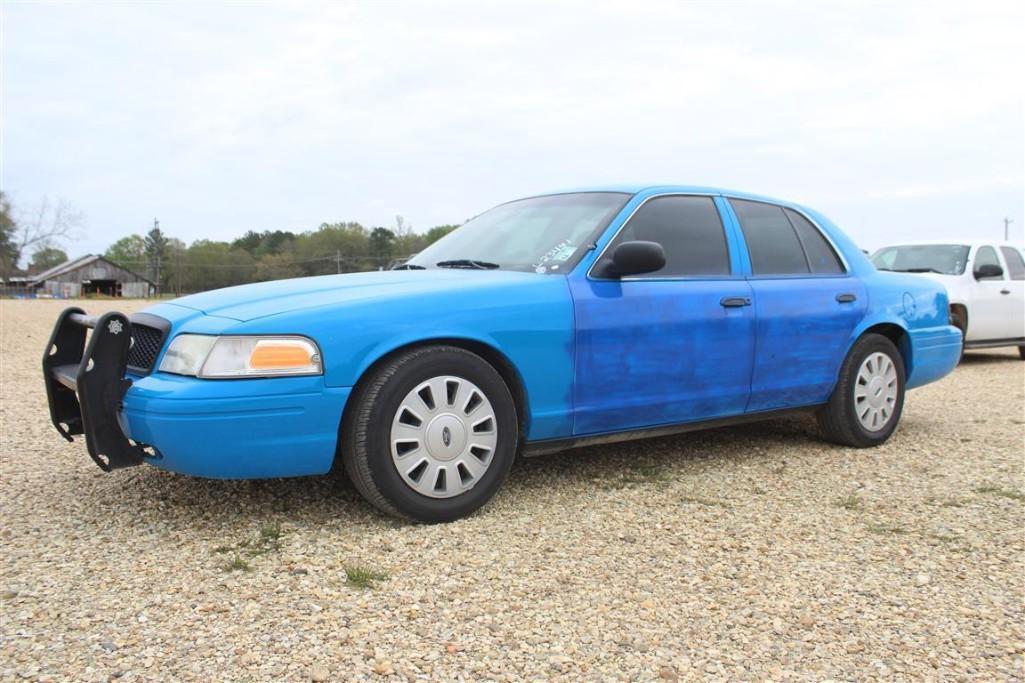 2011 FORD CROWN VIC