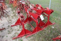 Lot of (4) Mega Roller Stands
