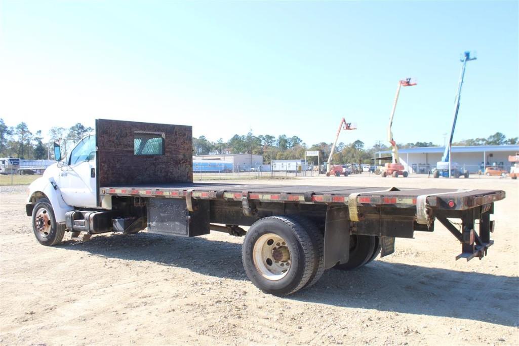 2000 FORD F650 - 20FT FLATBED