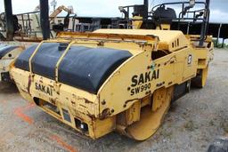 SAKAI SW990 DOUBLE DRUM ROLLER