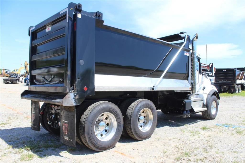 2021 KENWORTH T880