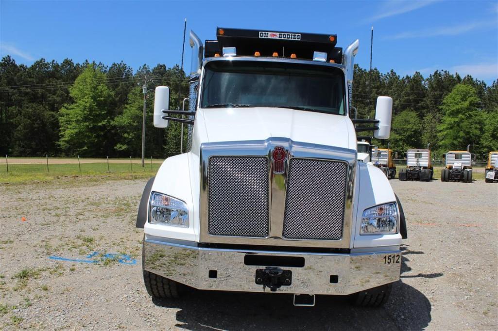 2021 KENWORTH T880