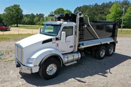 2021 KENWORTH T880