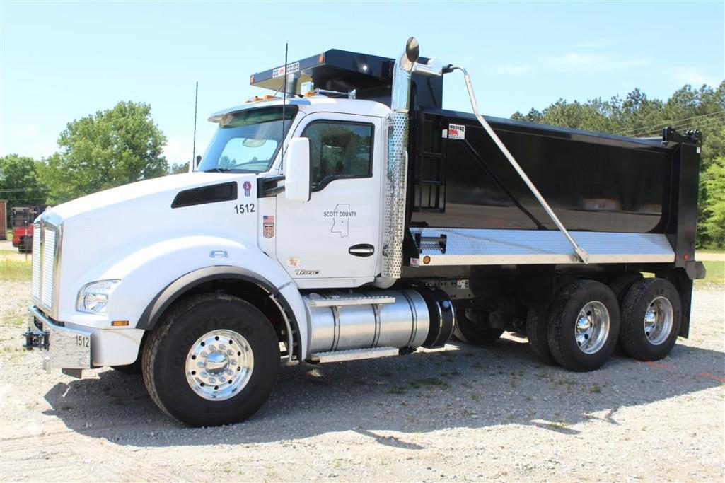 2021 KENWORTH T880