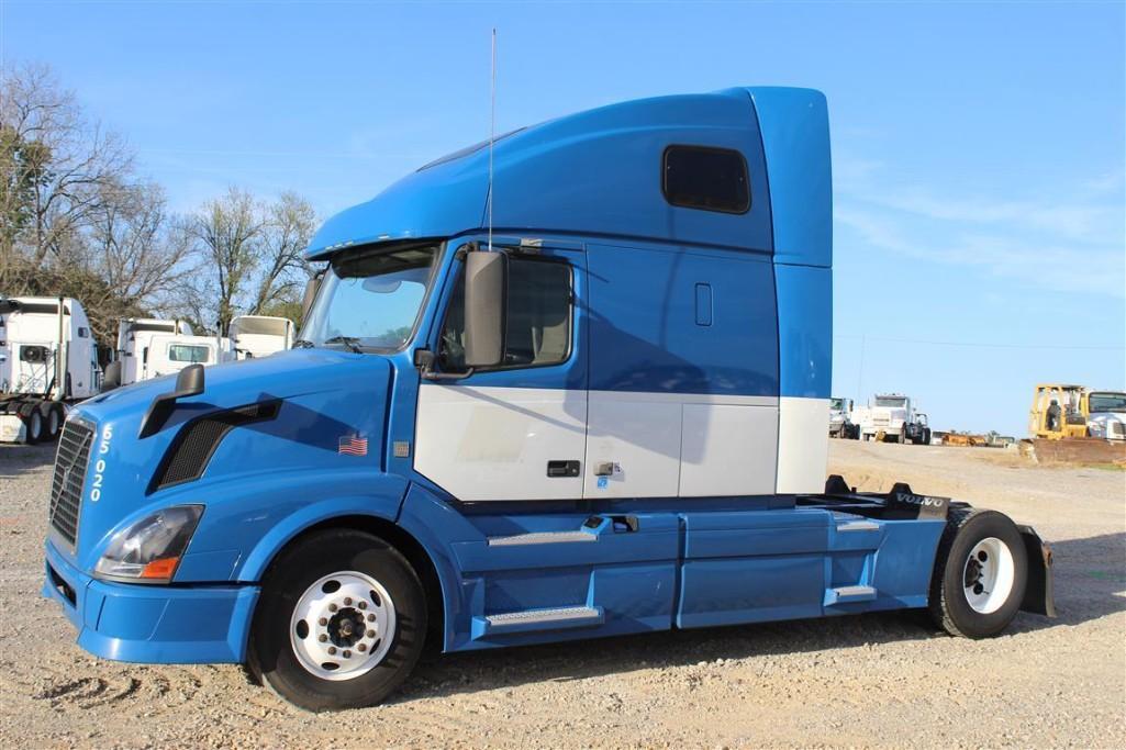 2013 VOLVO