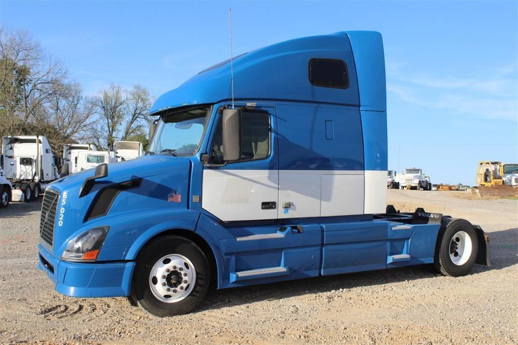 2013 VOLVO