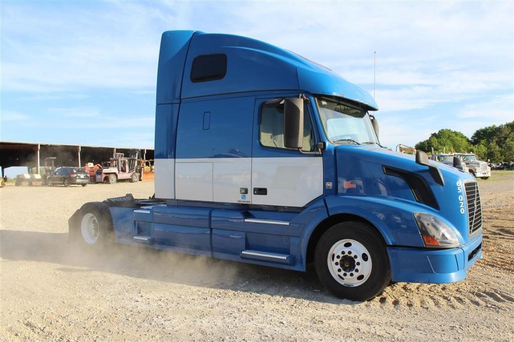 2013 VOLVO