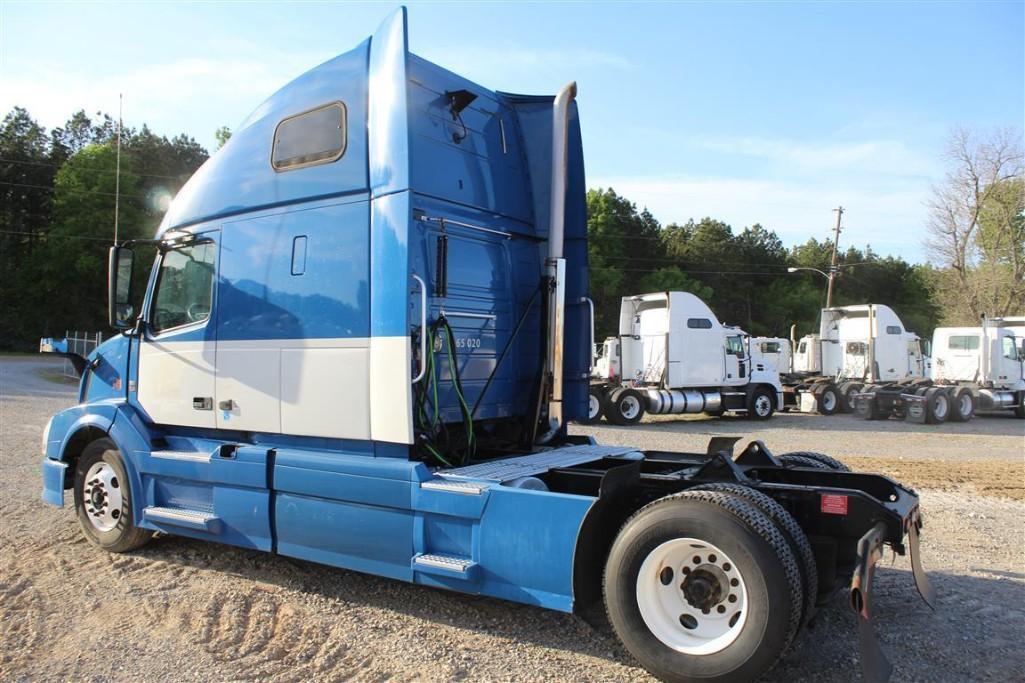 2013 VOLVO