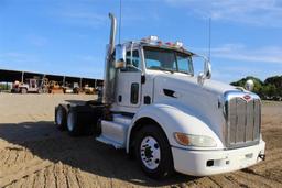 2011 PETERBILT 386 DAY CAB