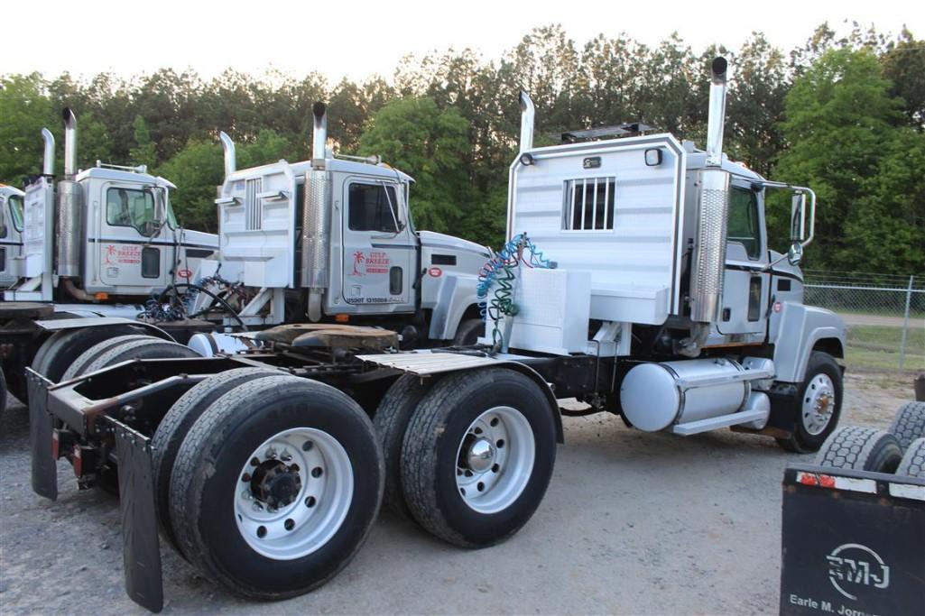 2007 MACK CHN613