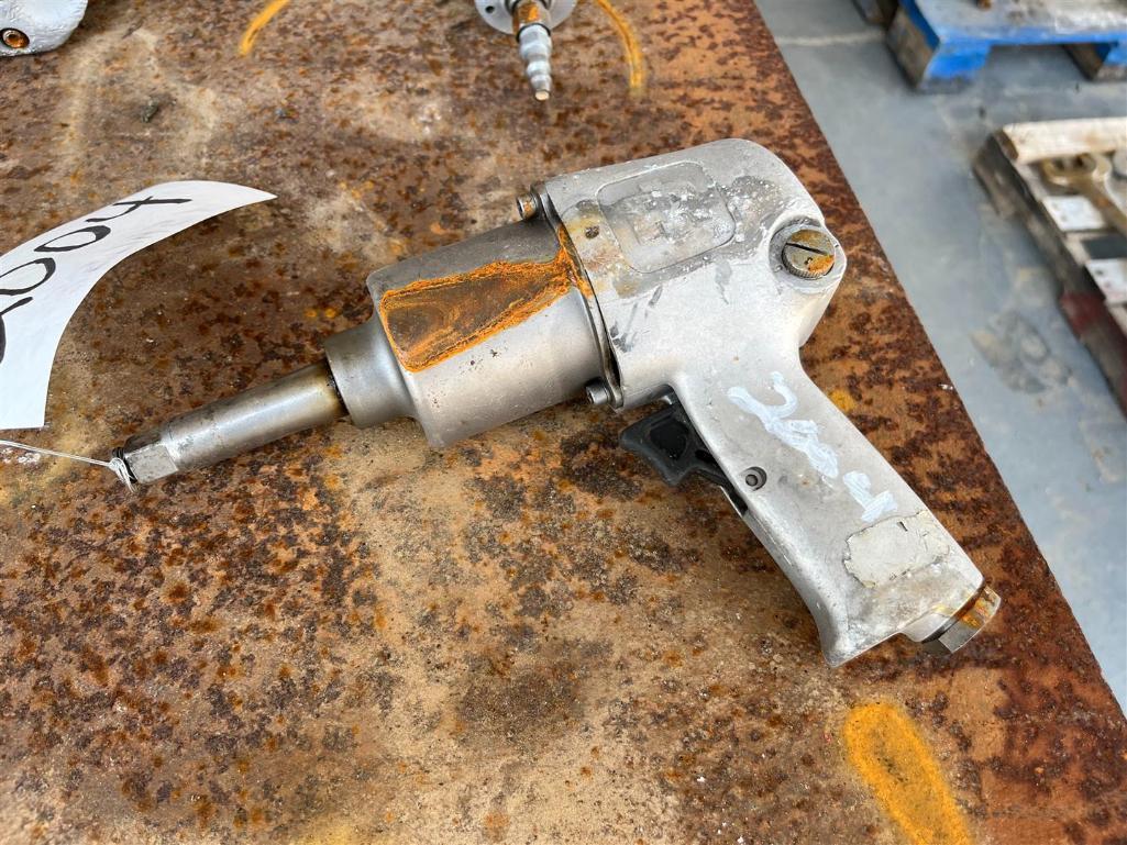LOT OF AIR IMPACTS AND AIR GRINDER