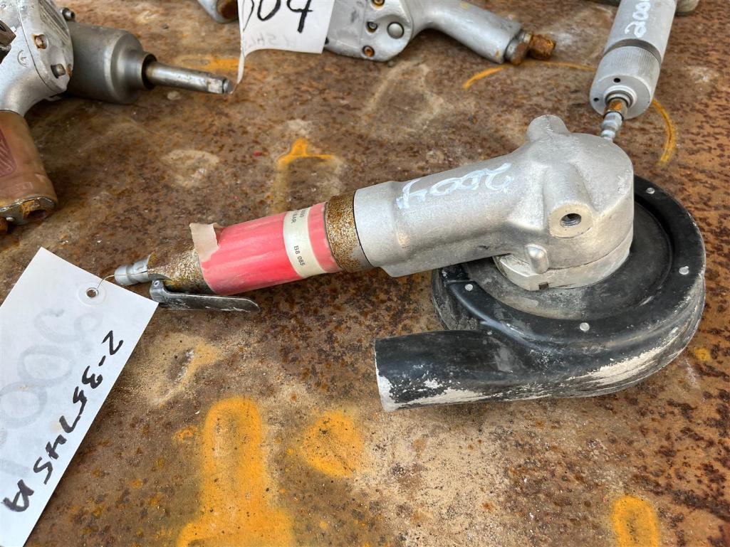 LOT OF AIR IMPACTS AND AIR GRINDER