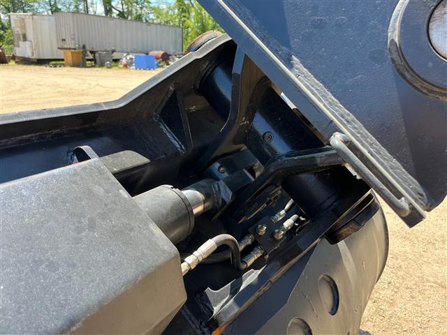 72IN TROJAN SWIVEL BUCKET