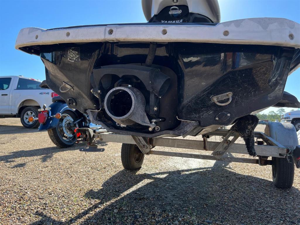 2011 YAMAHA WAVE RUNNER JET SKI