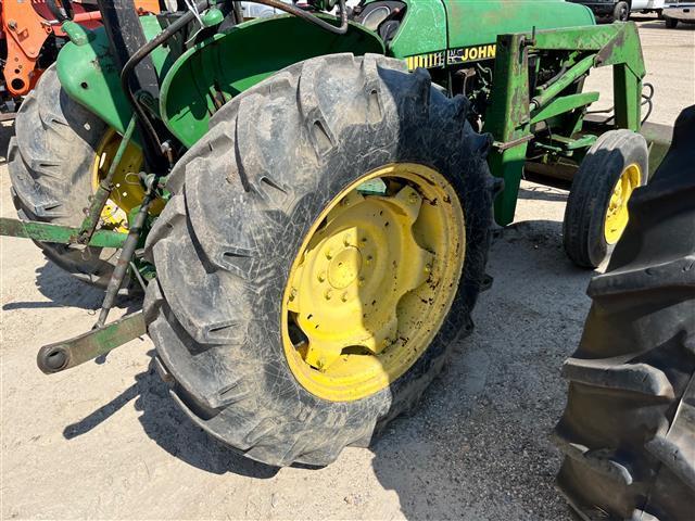 JOHN DEERE 2155 TRACTOR