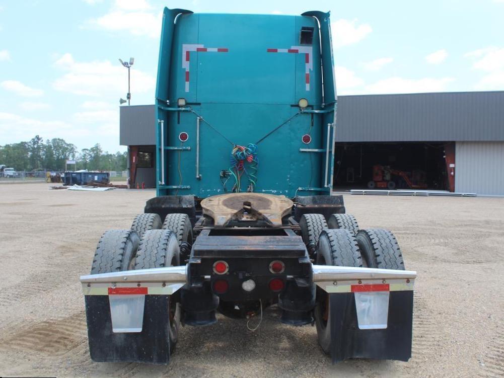 1998 FREIGHTLINER FLD120