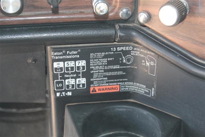 1998 FREIGHTLINER FLD120