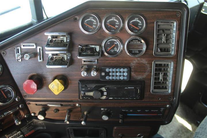 1998 FREIGHTLINER FLD120