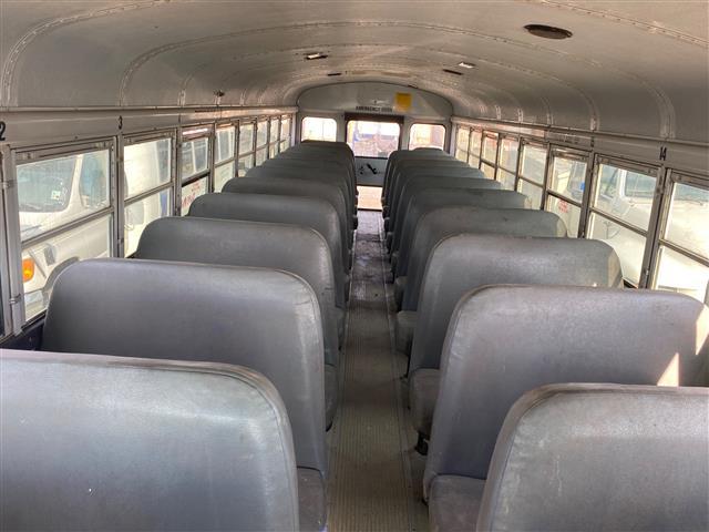 2001 FREIGHTLINER BUS