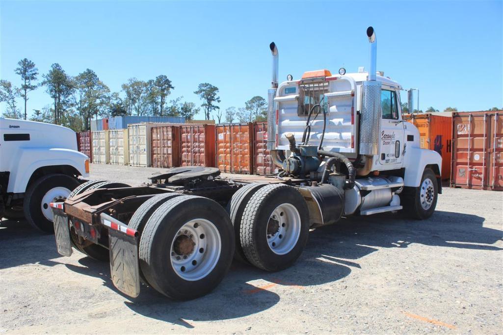 2002 MACK CH613 DAY CAB
