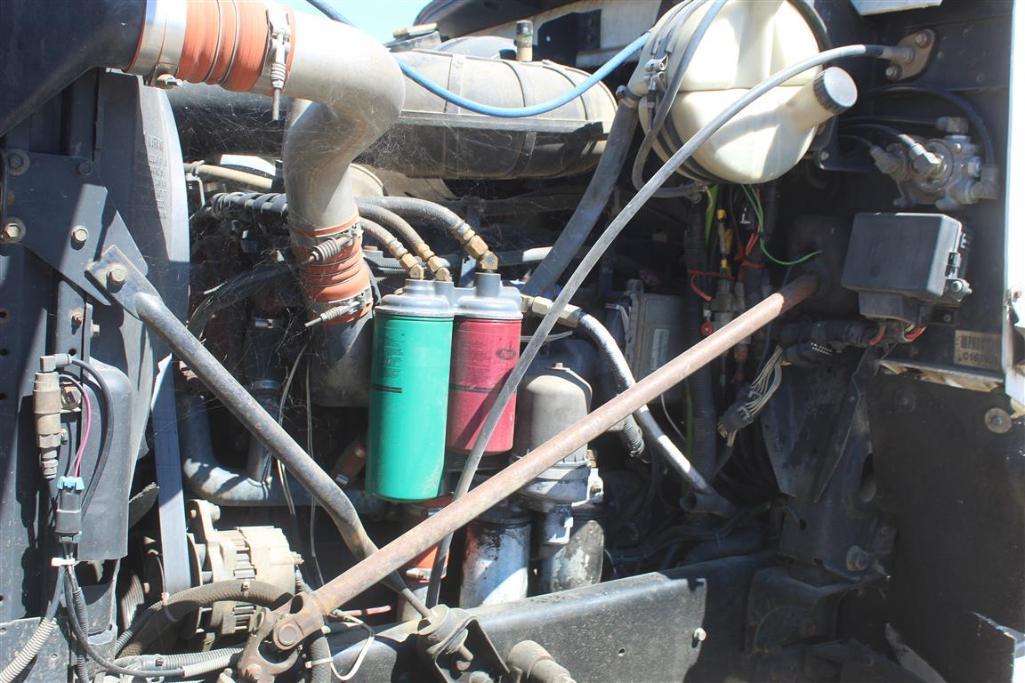 2002 MACK CH613 DAY CAB
