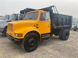 2001 INTERNATIONAL 4700 DT466E
