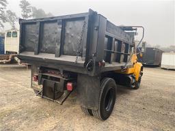 2001 INTERNATIONAL 4700 DT466E