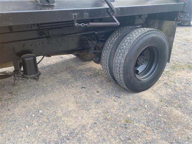 2001 INTERNATIONAL 4700 DT466E