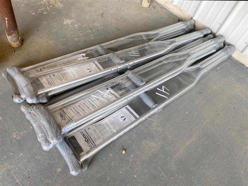 LOT OF 5 PAIRS OF CRUTCHES