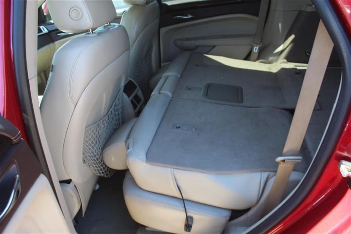 2010 CADILLAC SRX