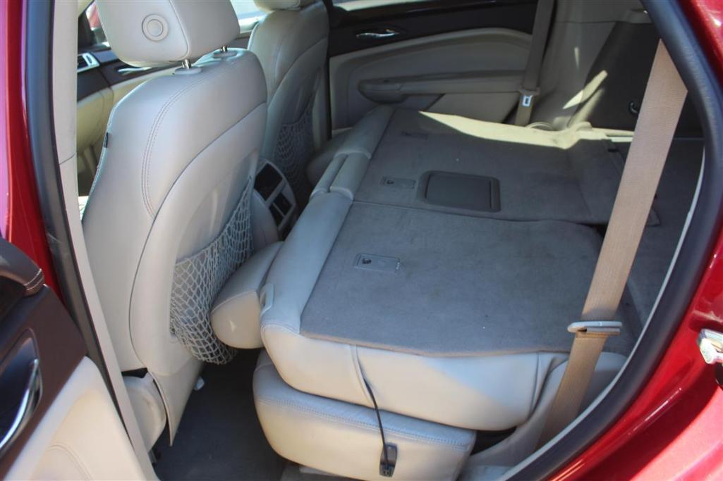 2010 CADILLAC SRX
