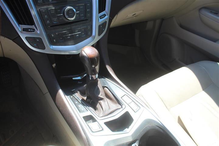 2010 CADILLAC SRX