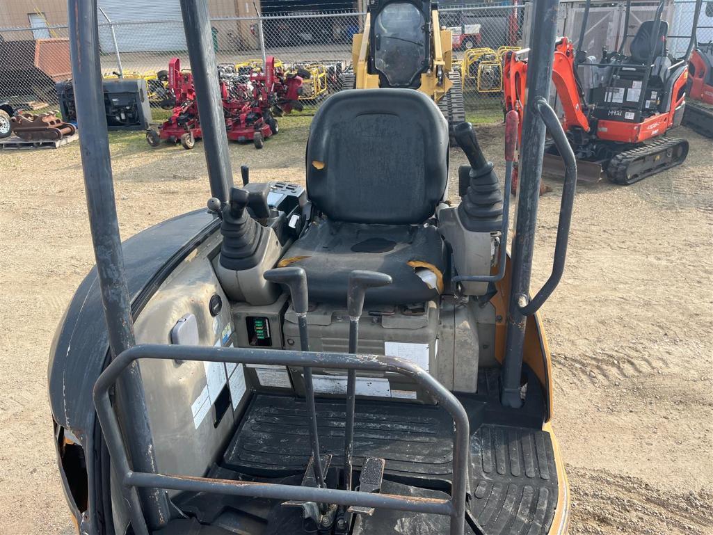 CASE CX27B