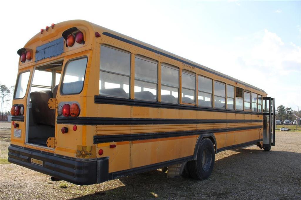 2002 FREIGHTLINER BUS