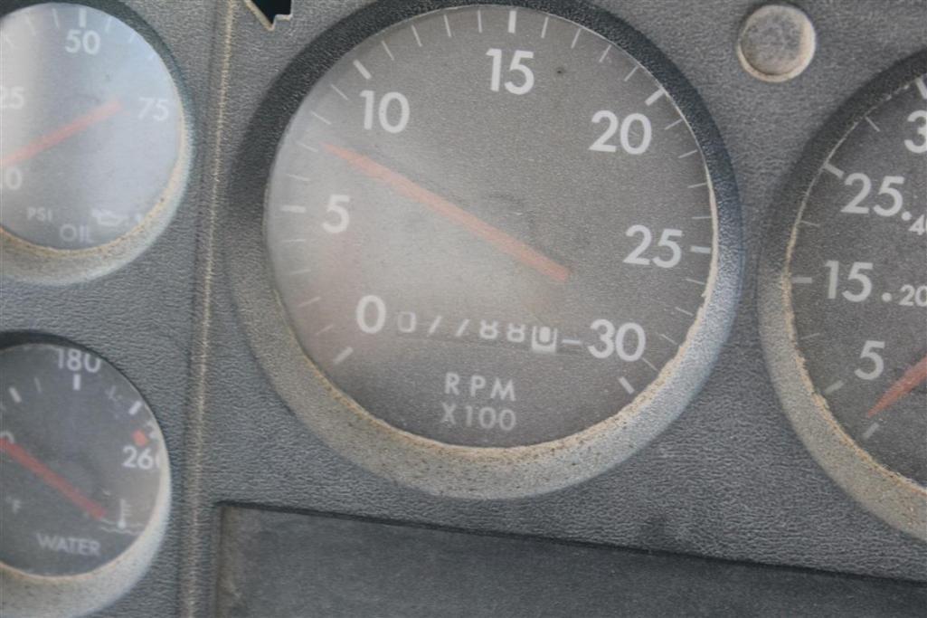 2002 FREIGHTLINER BUS