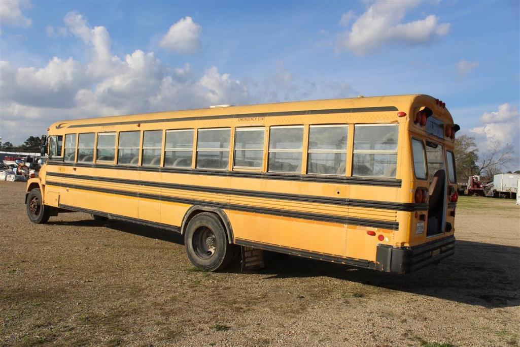 2002 FREIGHTLINER BUS