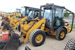 2019 CATERPILLAR 906M WHEEL LOADER