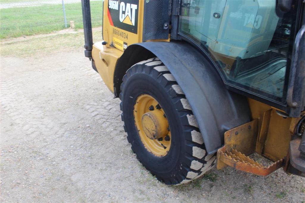 2019 CATERPILLAR 906M WHEEL LOADER