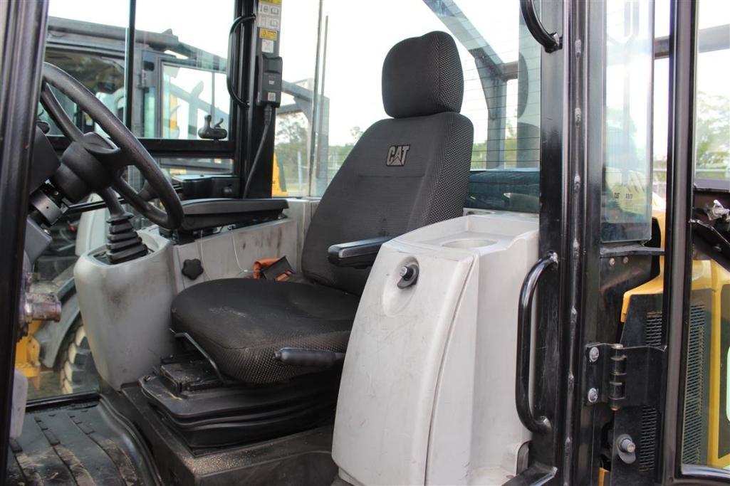 2019 CATERPILLAR 906M WHEEL LOADER