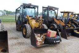 2019 CATERPILLAR 906M WHEEL LOADER