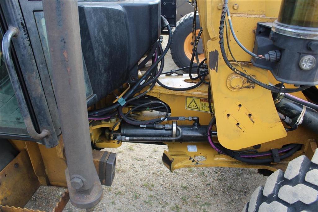 2019 CATERPILLAR 906M WHEEL LOADER