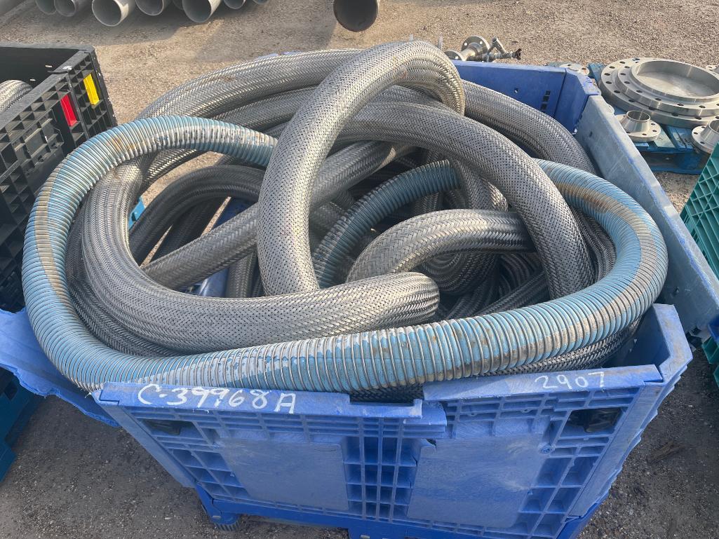 BASKET OF STAINLESS STEEL FLEX HOSE W/ FLANGES